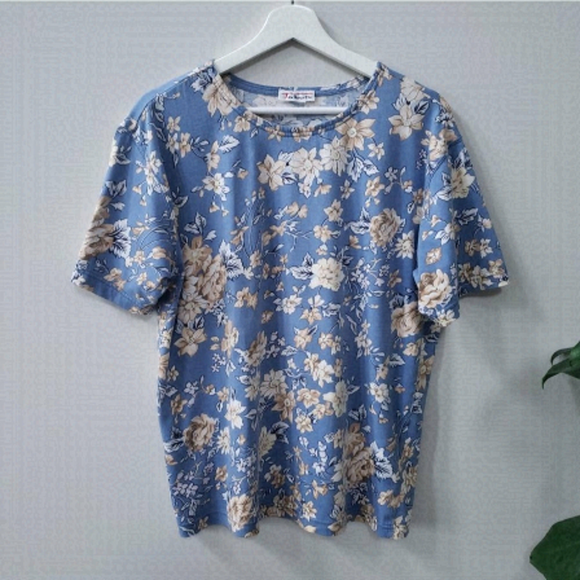 Talbots Tops - Talbots Crewneck Floral Tee Medium